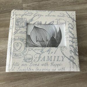 Picture Book, Holds 200 - 4x6 Photos, Cream